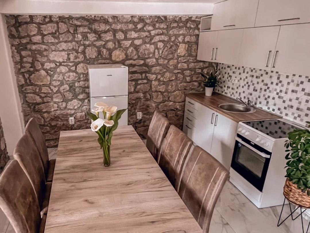 Apartmani Dumezic Bar Pokoj fotografie